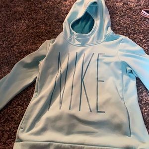 nike sweatshirt